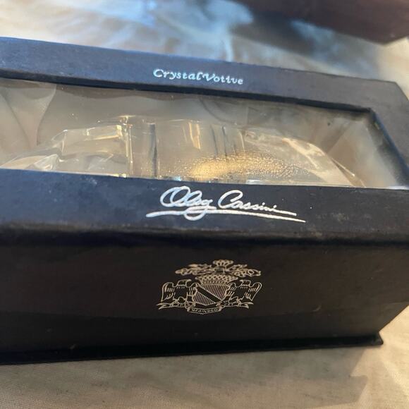 Oleg Cassini Crystal tealight candle holder with box - Picture 2 of 10